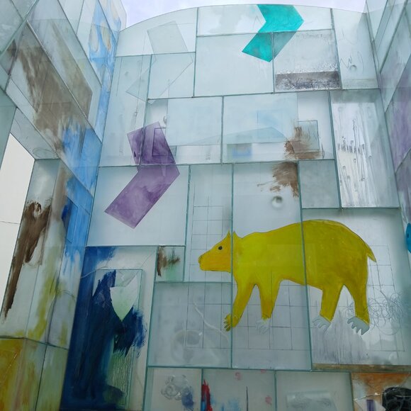 Meet your Posher, Avellis - Picture 2 of 12